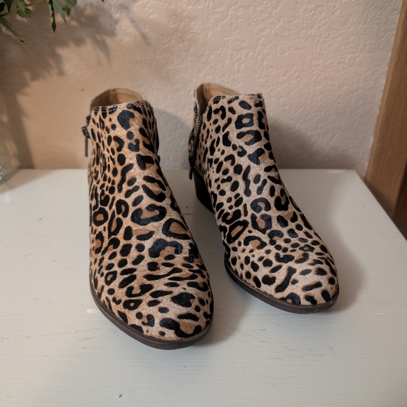 Lucky Brand Shoes - Lucky Brand Ankle Boots Burklee Tan Black Leopard Print Calf Hair Booties Sz 9